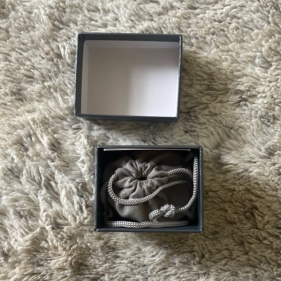 Bellezza 50 Lira Coin and Cultured Pearl Bypass Ring - Picture 5 of 6